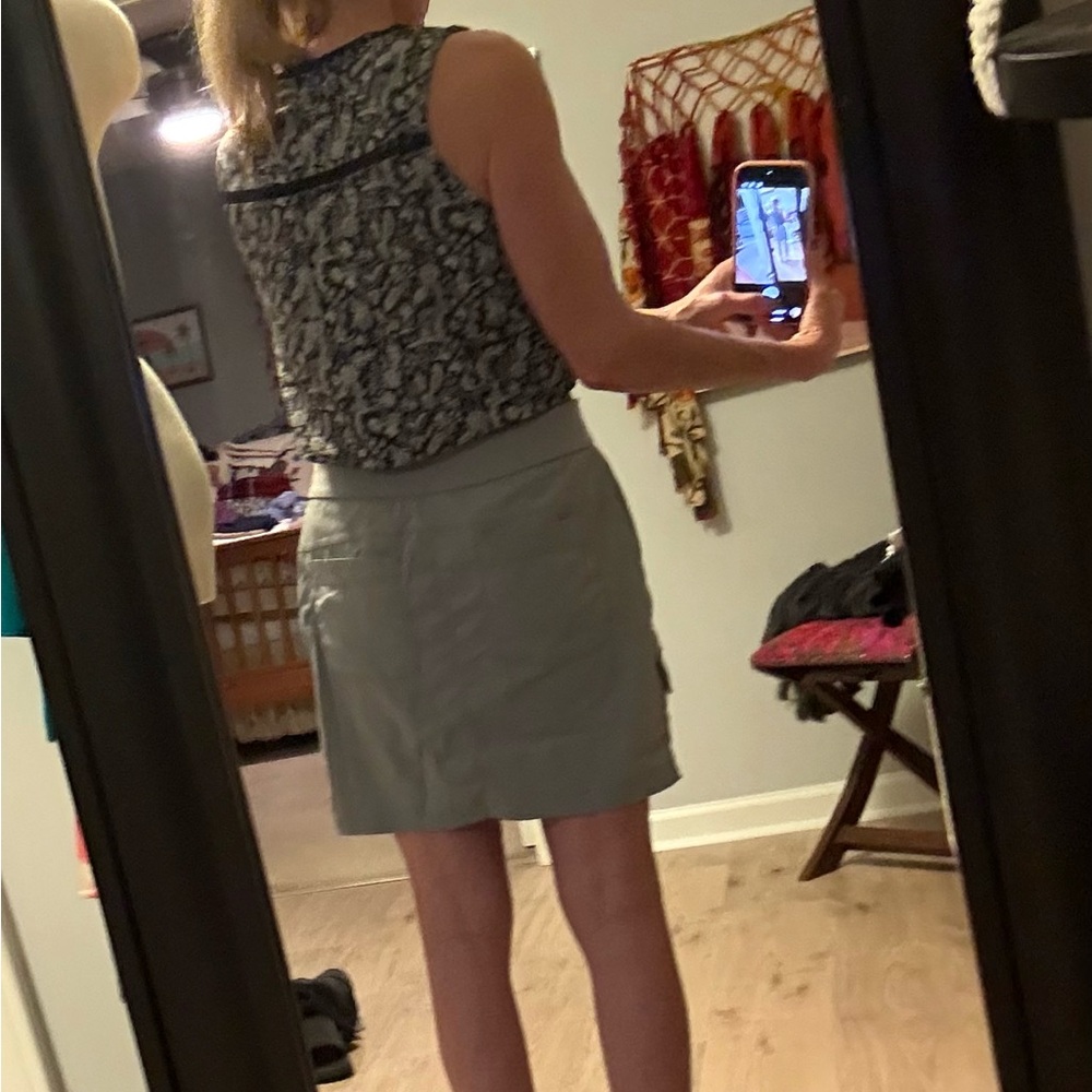 Athleta Silver Buttoned Skirt - 4 - Picture 4 of 10